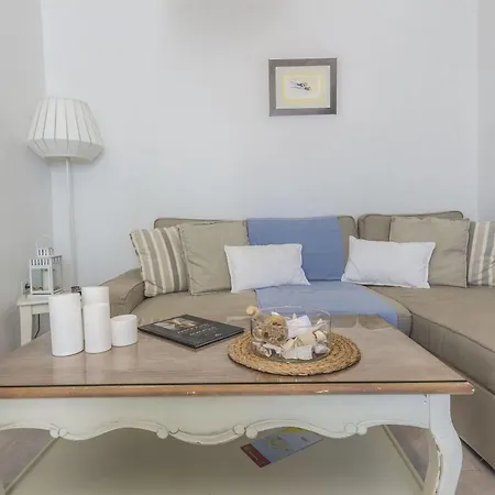 Lavish Appartement Agios Ioannis Diakoftis